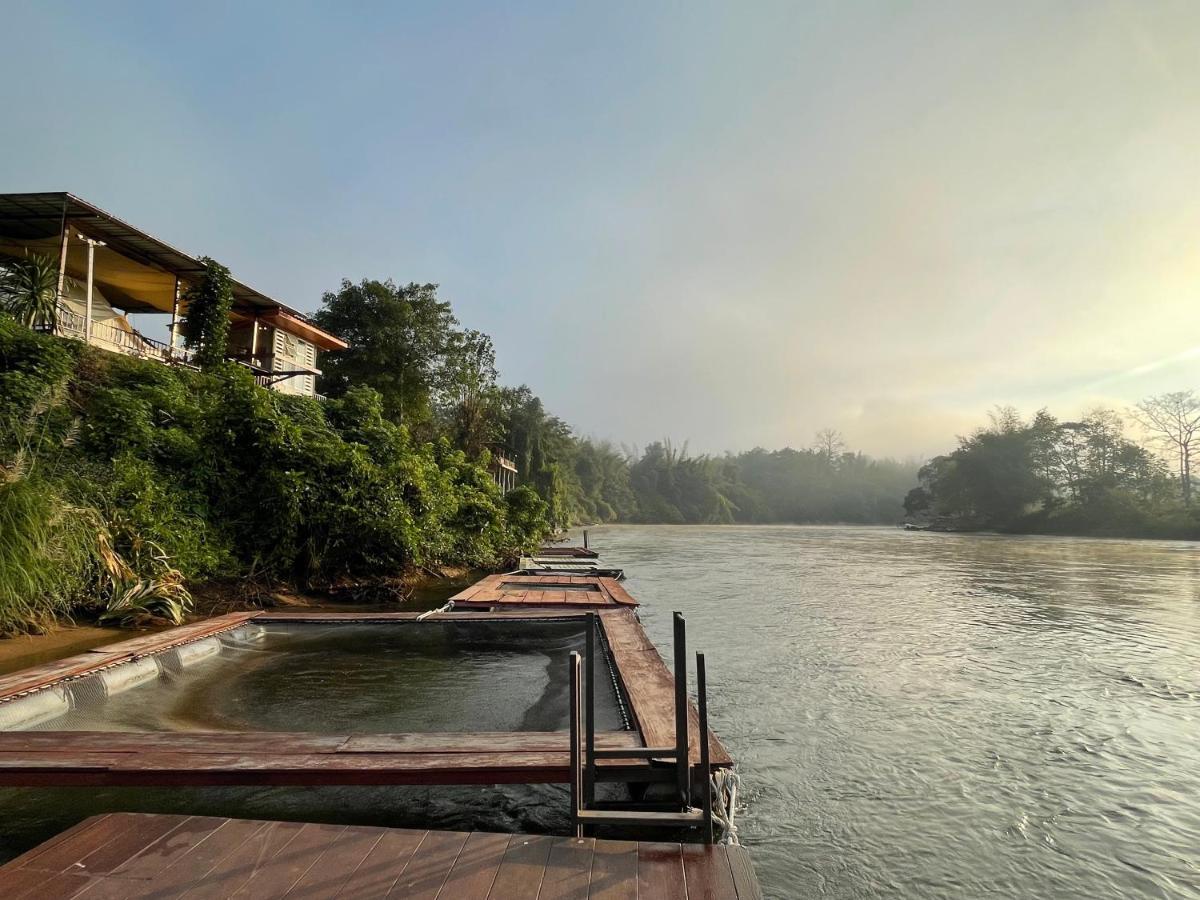Baanrai Khunya บ้านไร่คุณย่า Sai Yok Exterior photo